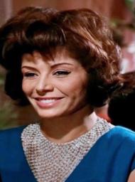 سناء جميل سناء جميل